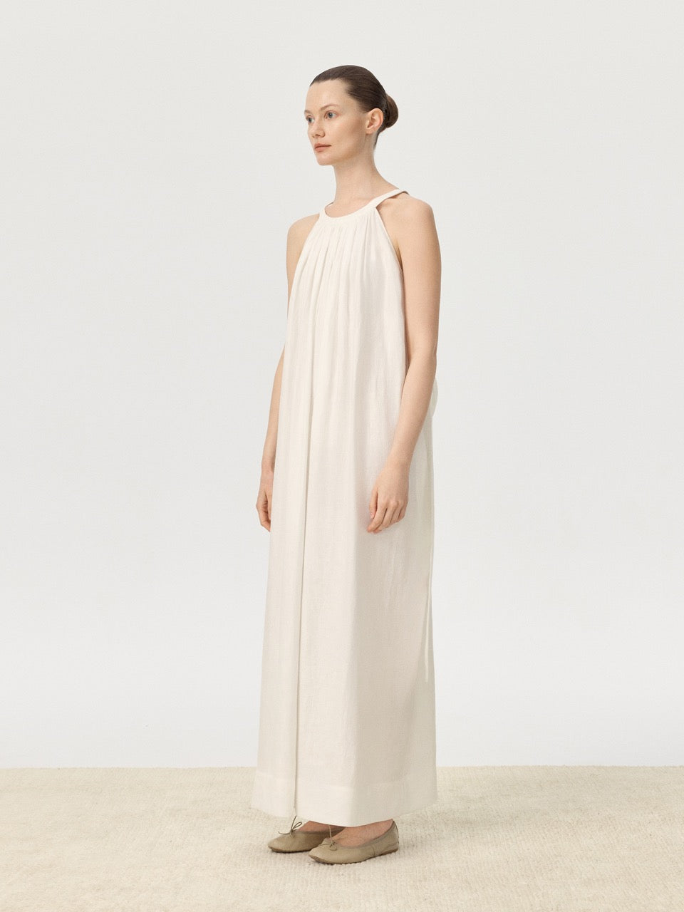 COR ORBIT Spread Resort Collection Linen Halter Dress