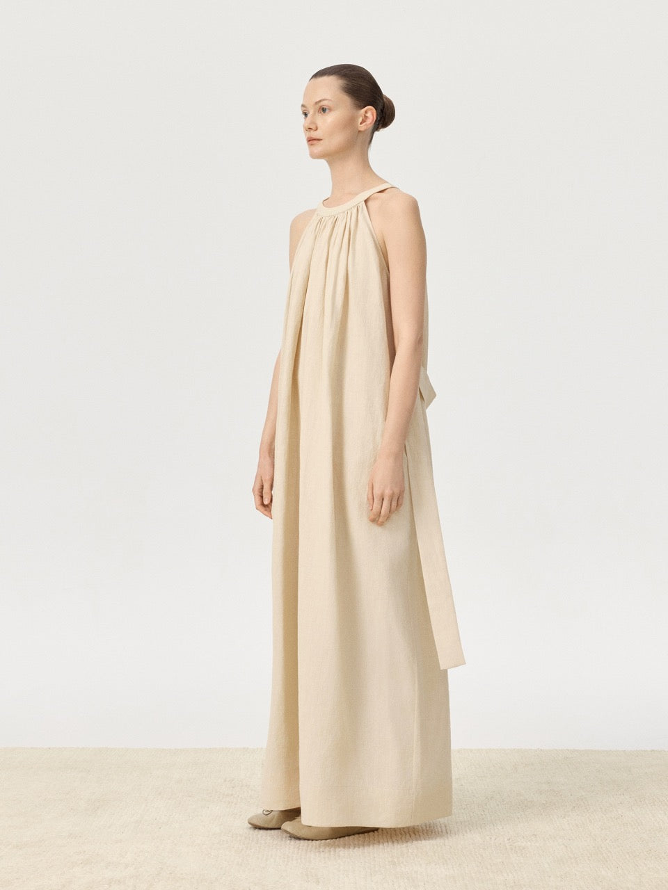 COR ORBIT Spread Resort Collection Linen Halter Dress